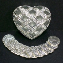 Silver Tone Arras in Crisscross Heart Box [SFA0004]
